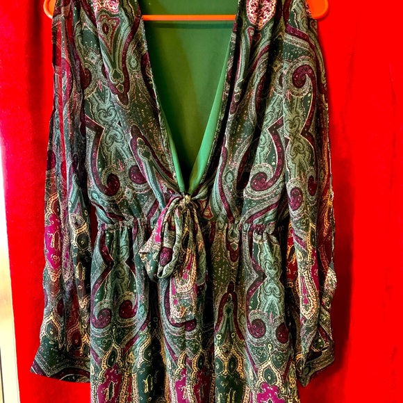 Romper - Picture 1 of 2